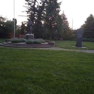 Meet your Posher, Dominga